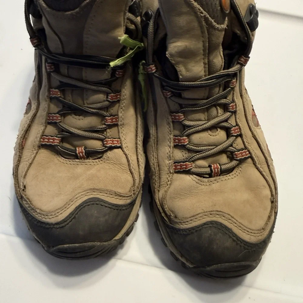 Merrell Beige Radius Mid W/Vibram Sole Waterproof Lace Up Hiking Boots Size 7.5
